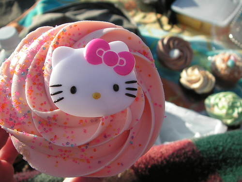 I'd eat the shit out of these shits.